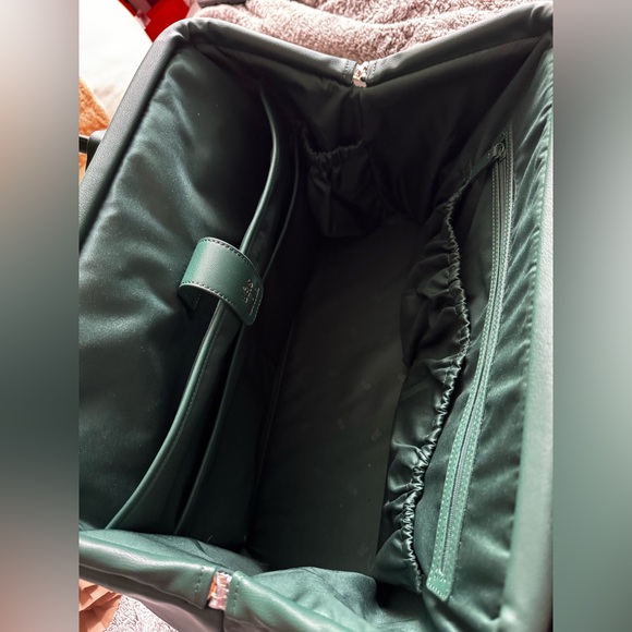 BEIS Wicked Weekender - Picture 5 of 7